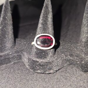 S925 Sterling Silver Purple Garnet Slice Ring. Size 10-10.5.